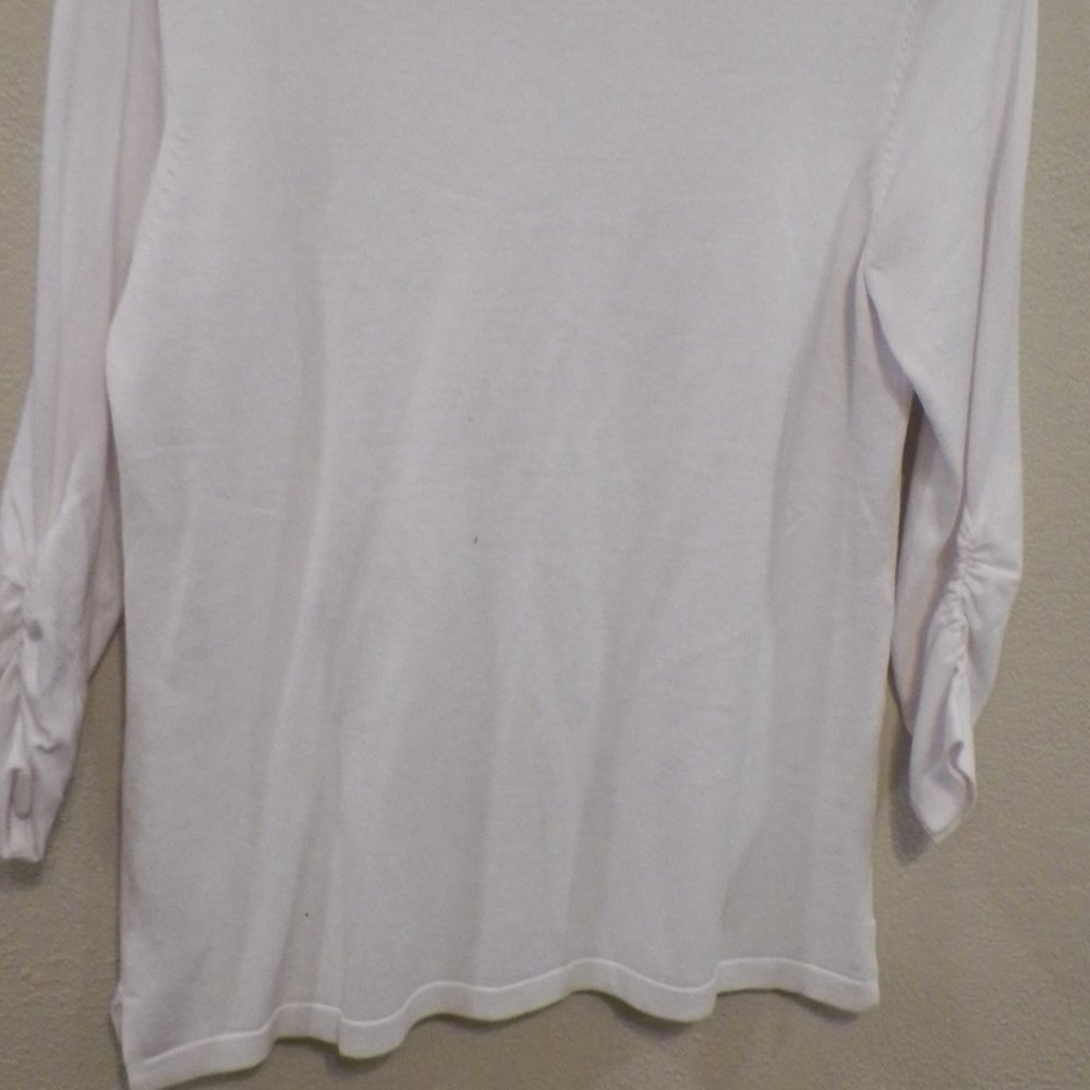 Sweater - Picture 5 of 5